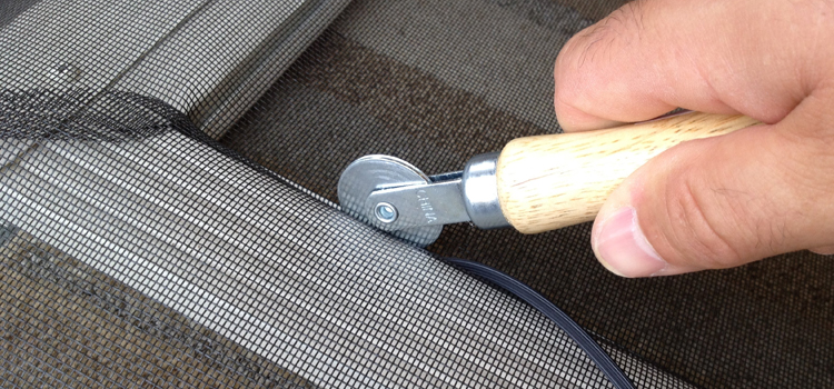metal screen door repair in Seminole